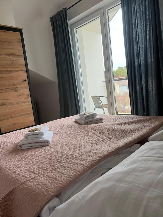 Czarny Baran Apartment Debki Bagian luar foto