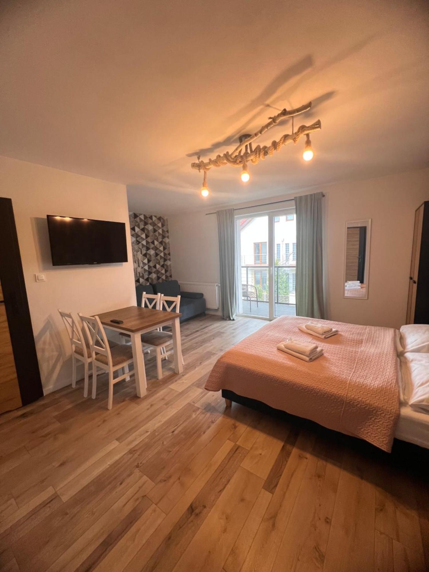 Czarny Baran Apartment Debki Bagian luar foto