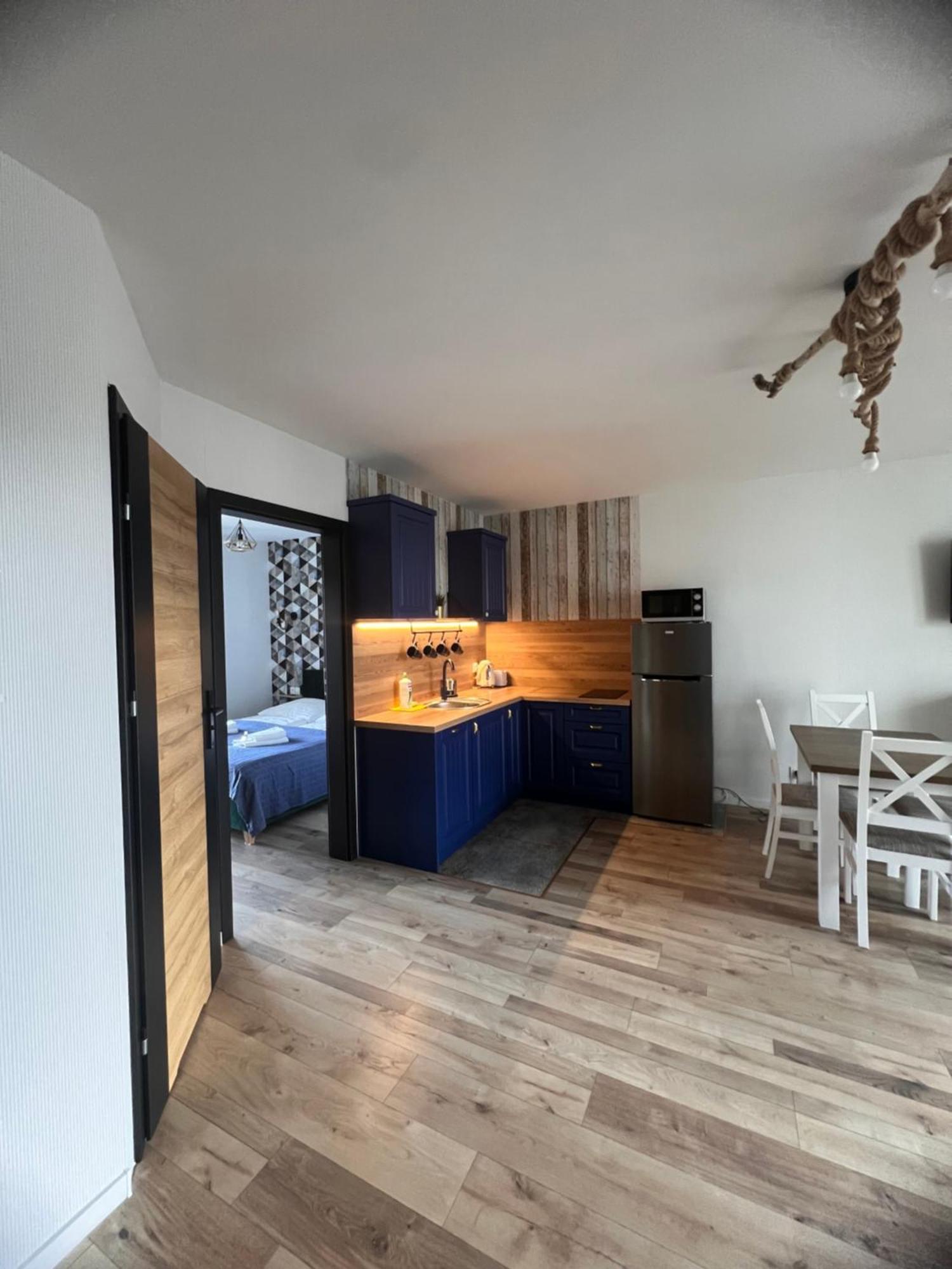 Czarny Baran Apartment Debki Bagian luar foto