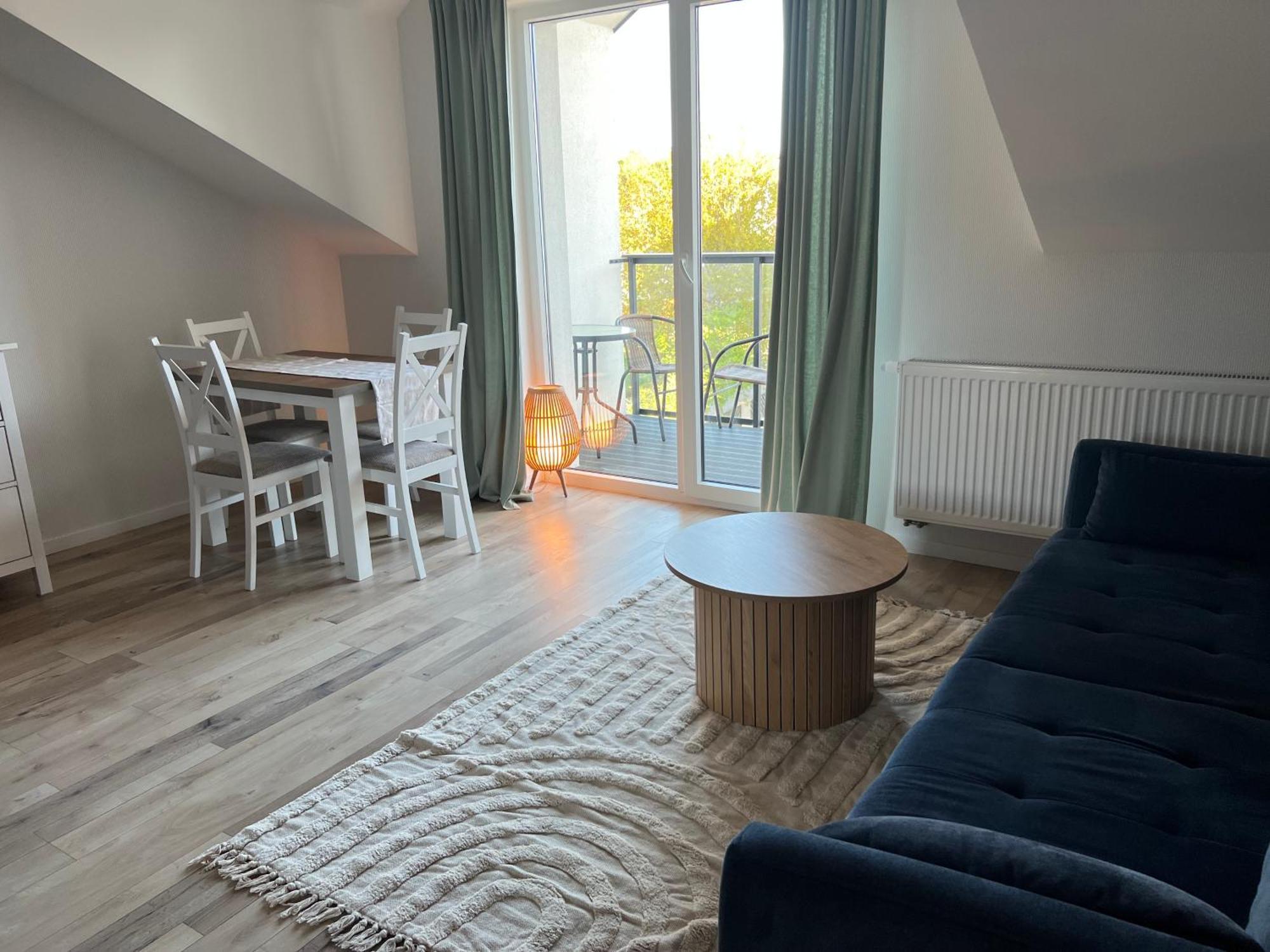 Czarny Baran Apartment Debki Bagian luar foto
