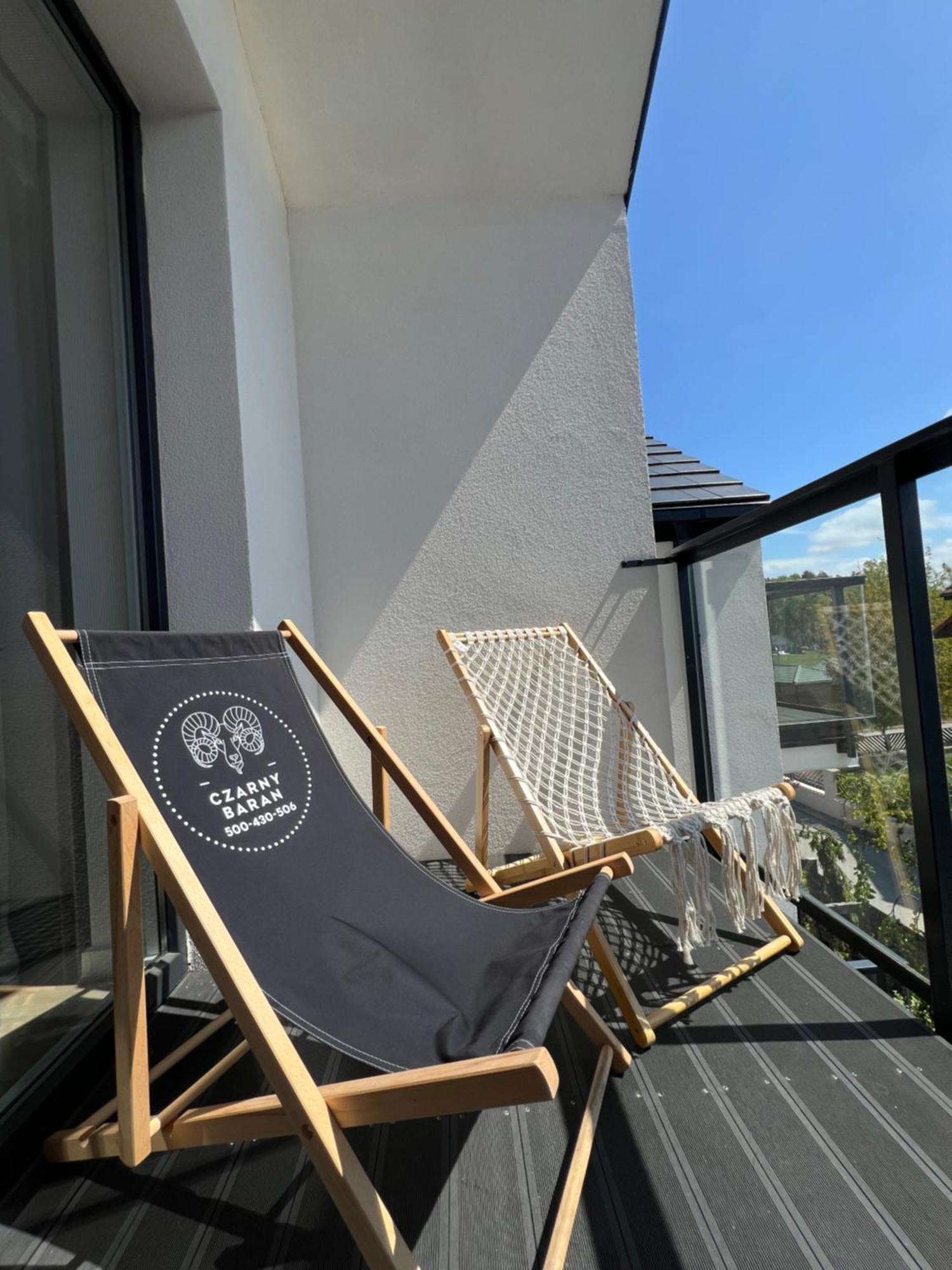 Czarny Baran Apartment Debki Bagian luar foto
