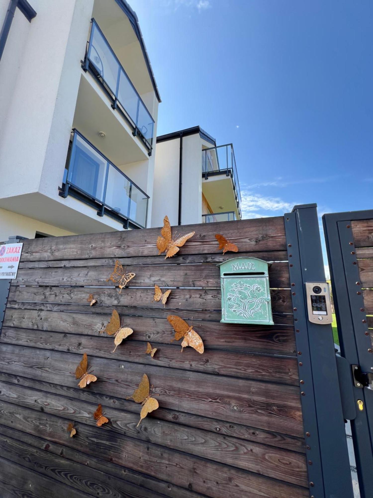 Czarny Baran Apartment Debki Bagian luar foto