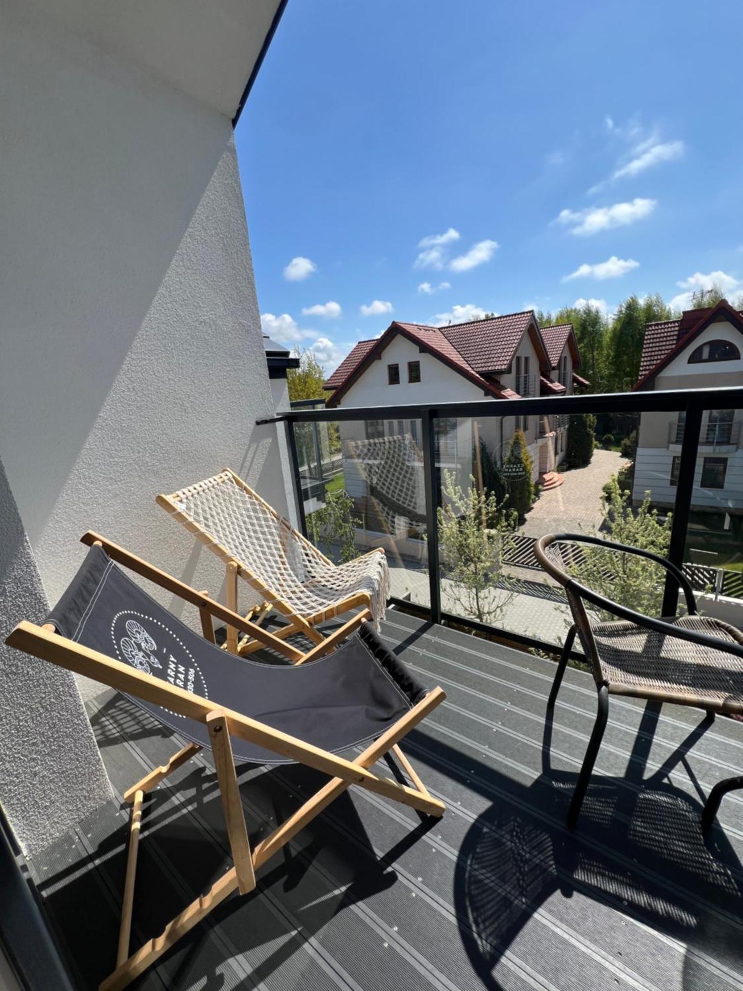 Czarny Baran Apartment Debki Bagian luar foto