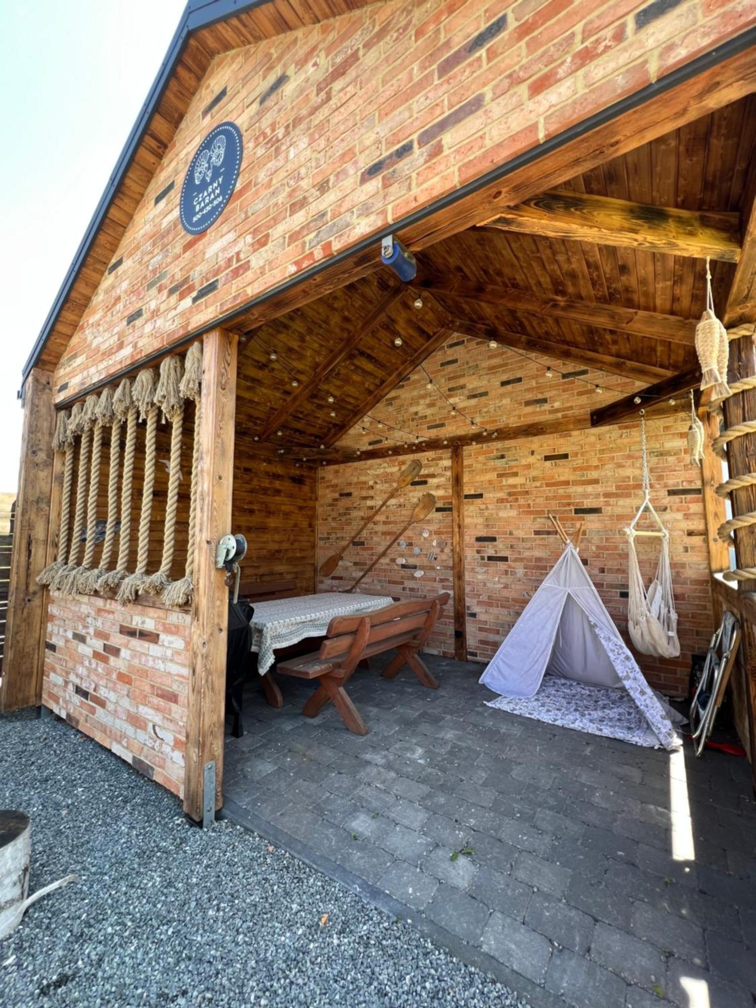 Czarny Baran Apartment Debki Bagian luar foto