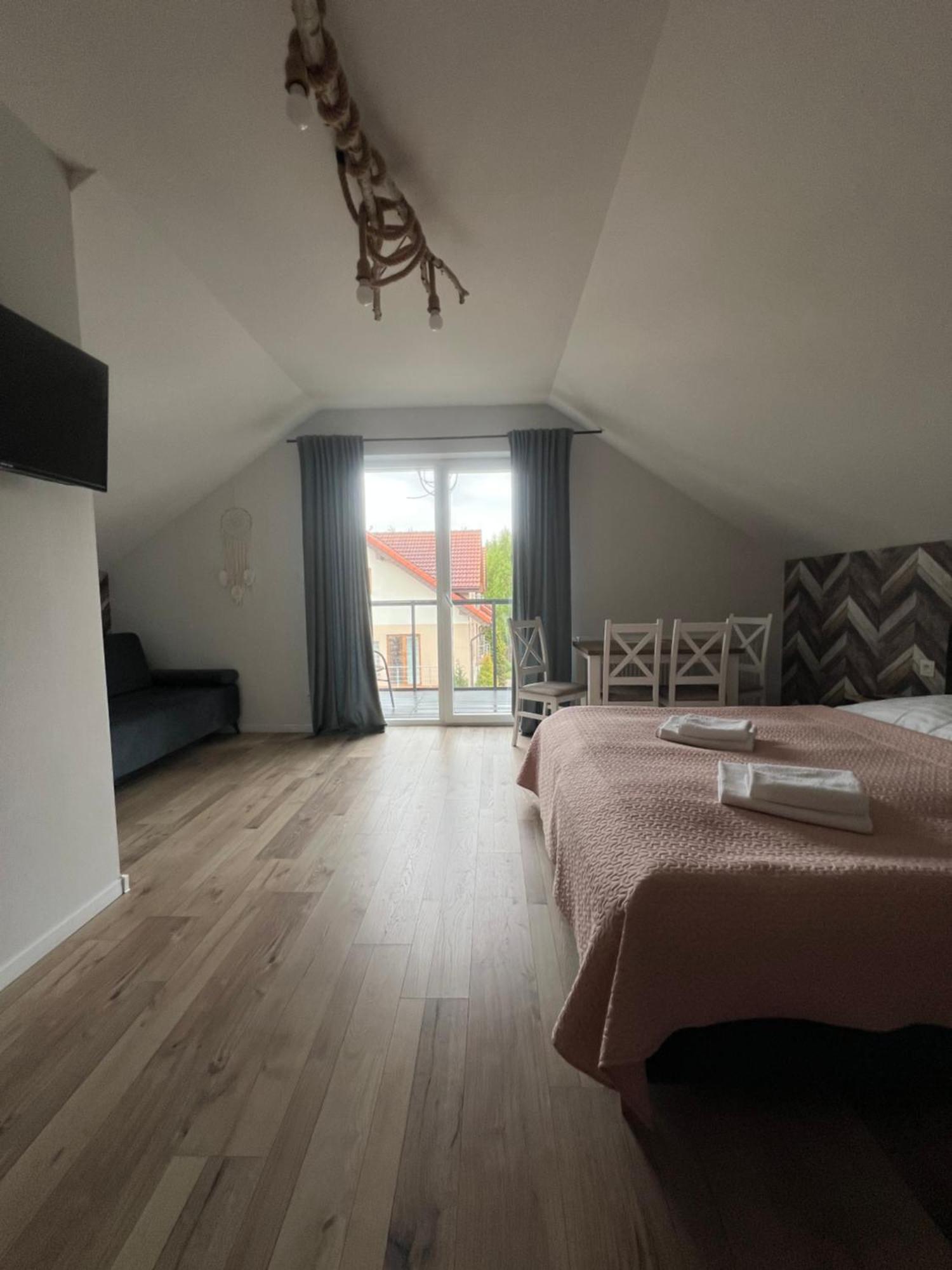 Czarny Baran Apartment Debki Bagian luar foto